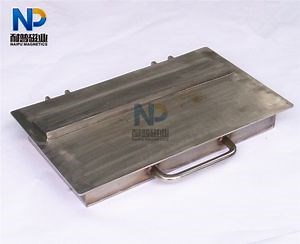 [Hot Item] Efficient Magnetic Plate Separator with Comfortable Handle and Spout