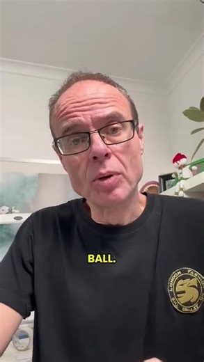 Dr Mike Mew Meeting Oscar Patel | Thumb Pulling