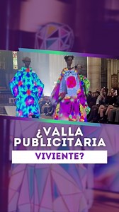 Ropa que cambia de color, ¿será que en el futuro una prenda podrá tener más de un diseño? Esto sucedió en el desfile de la colección otoño/invierno de Anrealage, pero no es la primera vez que sucede, este es el proyecto Primrose de Adobe donde mostraron que el diseño puede cambiar a voluntad de la persona. Estas prendas cuentan con suaves hilos y textiles con tecnología LED-LCD, se pueden doblar, tejer, coser y drapear en cualquier forma. Mira el look de vitral de patchwork, elaborado minuciosam