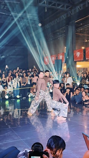 2.9M views · 246K reactions | Choreo Cup 2025  gone for 6 long years but I’m back. I have no words but pure gratitude for my amazing dancers @ashvindersingh_ @gandarrs that turned my vision into life. I have so much more to say but let this video speak volumes first變 @ateamph #ChoreoCup2025 | Jm Yrreverre | Facebook