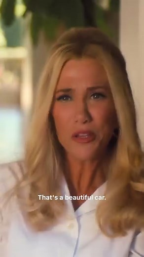 And just when you thought Palm Royale couldn’t get any more delightful, Mindy Cohn shows up as Palm Beach’s most prominent paparazzo. | Apple TV