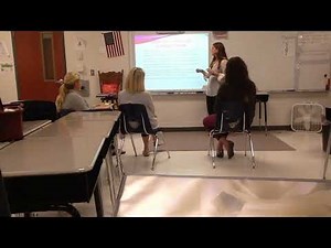 Classroom | Candid Shoeplay #4