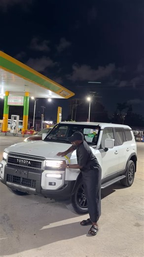 Ruge Magari on Instagram: "CALL: 📞 067 777 5690 TOYOTA LANDCRUISER PRADO SPEC: VX 250 year: 2024 Mileage: 9,000kms Engine: 1GD 2.8ltr Fuel: diesel Color: pearl white Seats: 7 seats OPTIONS: leather seats, electric seats, heated seats, JBL sound system, sunroof, power boot.c collision assist, cruise control , lane assist, wireless charging, keyless entry, heads up display, digital dashboard. TOP OF THE LINE EDITION PRICE: 269,000,000 PAMOJA NA USAJILI/ EXCHANGE ALLOWED"