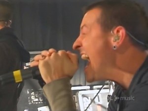"Given Up" at AOL Sessions 2007 with the full 17 second scream. | Linkin Park Live