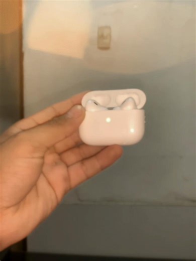 Vive la experiencia de los AirPods 👀⚡️#airpods #ecuador