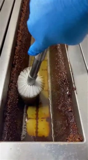 Deep Cleaning a Fast Food Grease Trap 🤢