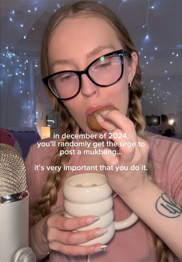 comment if you’ve been here from the beginning :) this is your sign.. post that video - you never know what might happen. 🤍 #mukbang