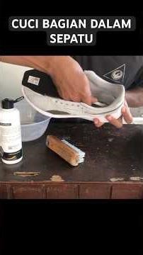 Tips on How to Wash the Inside of Shoes