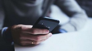 What are the apps to spy on your spouse?