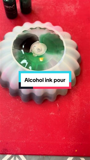 Create Stunning Resin Bowls with Alcohol Inks