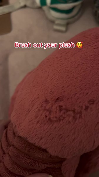 If your plushie fluff is getting a little bit matted then take a pet hair brush and give it a brush and it should help reduce the matting and make them fluffy again 🥰 #plushie #plushierepair #plushtoys #toyrestoration