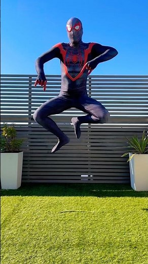 Spider-Man Miles & Gwen Show Up #spiderman