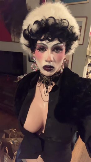 people who limit my creative freedom aggravate me to no end #dragqueen #rupaulsdragrace #dragrace #makeup #dragtransformation