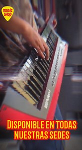 ROLAND AX-EDGE Sintetizador Keytar  Disponible en todas nuestras...