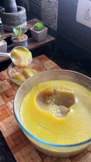 Lawvanya Registered Dietitian, clinical Nutritionist on Instagram: "You don’t need a full 8-hour cook time to unlock good collagen from chicken feet! Pressure cooking for 2 hours is effective; 2–3 hours delivers impressively rich broth. Even under 90 minutes, per home-cook reports, can produce gelatin-rich results. *2–4 hours (high pressure, Instant Pot) - Very rich, gelatinous broth * 2 hours (high pressure, natural release) - Gelatin-rich, efficient * 45–80 minutes (community reports) - Impres