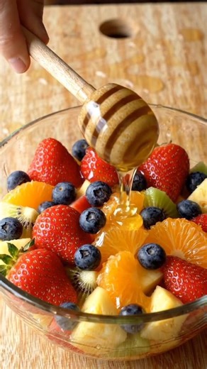Healthy Honey Mix Fruit Salad | Quick & Easy Fresh Fruit Salad Recipe 🍓🍎🍌