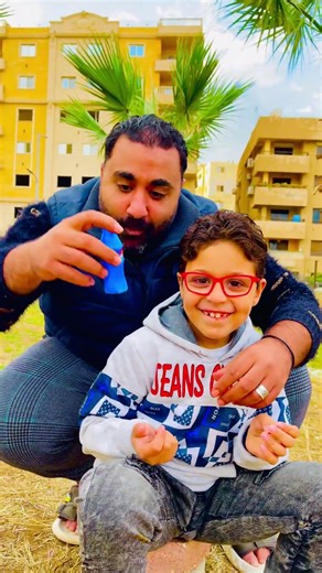 اللص الكبير الشرير وجبر خاطر البنت الصغيره 😢🥺💔