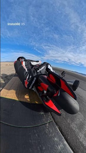 Aprilia RSV4 1100 Factory — Shortest Wheelbase, Still Stable 🏁