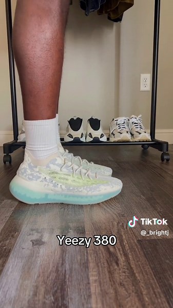 Top 5 MOST Comfortable YEEZYS ☁️👟 IMO these are some of the more comfy models out there #fyp #foryou #yeezy #yzy #boost #adidas #adidasyeezy #comfortable #top5 #comfy #adidasboost #yeezys #700 #380 #350 #foamrunner #rnr #knit #350v2 #yeezy700 #yeezy350 #sneakers #sneakerhead #foryoupage #mostcomfortable #ye