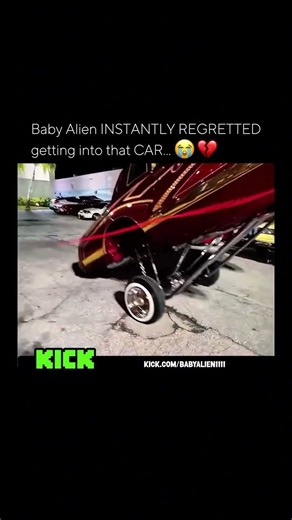 Baby Alien keeps going viral wherever he shows up. 👽🔥