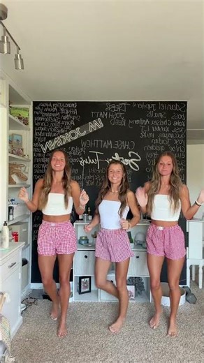 3 brunettes #sister #matching #dance ￼