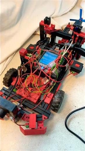 #fischertechnik TXT controller - Discovery ep. 245 (#shorts version): connectivity & colours