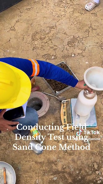 Determining % compaction : Field Density Test using Sand Cone Method #...