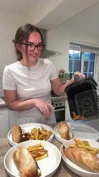Dish Up Cheesy Meatball Subs With Us 🥰❤️ dishup #dinnerwithme #dinner #meatballsubs