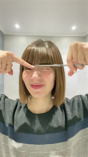 How to Style Bangs That Stay in Place