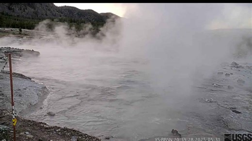 Small eruption captured on camera in Yellowstone National Park