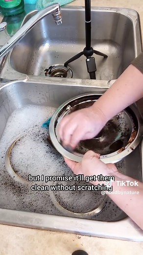 Electric Stove Cleaning Tips: How to Clean Electric Coil Stove Top Easily