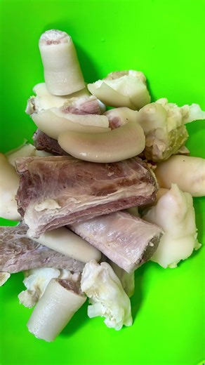 #feijoada #sãojorge #feijoadasimples #gastronomia #culináriaafetiva #receita #comida #chef #gourmet