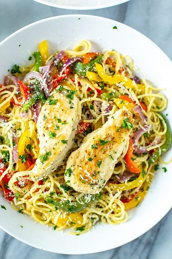 Olive Garden Chicken Scampi - The Girl on Bloor