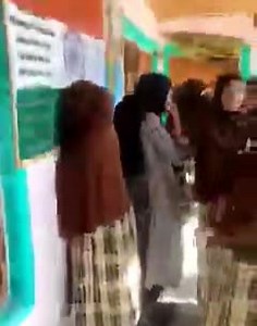 The students of Government Middle School Kampora Tangmarg couldn't control their tears when they heard about the transfer of their teacher | Aawaz e kashmir | Facebook