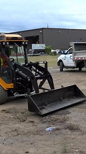 19K views · 110 reactions |  Do you lift? Our Front End loader does! Make use of your MT 365 days a year with a full outfit of Trackless attachments. Our Front End Loader is just one of many awesome attachments we offer! https://tracklessvehicles.com/products/front-end-loader/ #Trackless #FrontEndLoader #publicworks #groundsmaintenance | Trackless Vehicles | Facebook