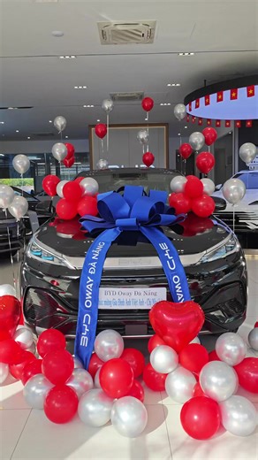 ✨ SIÊU KHUYẾN MÃI – QUÀ LIỀN TAY cùng BYD ATTO 3 ✨ Sở hữu ngay BYD ATTO 3 và nhận ngay 20 triệu đồng tiền mặt, đi kèm chính sách 0% phí trước bạ, giúp bạn tiết kiệm tối đa chi phí. 🎁 Tặng bộ quà tặng công nghệ độc quyền bao gồm: • Bộ sạc treo tường 7kW cao cấp. • Thiết bị sạc cầm tay tiện lợi, linh hoạt. • Thiết bị chuyển đổi nguồn điện. • BYD App với đầy đủ tính năng kết nối thông minh 📍 Đến BYD OWAY Đà Nẵng ngay để rinh về BYD ATTO 3 với khuyến mãi chưa từng có! ——————————————— BYD OWAY ĐÀ N