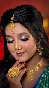 তোমরা যদি তোমাদের স্পেশাল দিনে আমার থেকে মেকওভার নিতে চাও তাহলে চটপট call কর 8013643947 এই নং এ । তোমরা চাইলে শুধু বিয়ে বা রিসেপশন এই নয় তোমাদের গায়ে হলুদ, বৃদ্ধি , মেহেন্দি, সঙ্গীত, বিদায়, ভাত কাপড় আইবুরোভাত সব রকম বিয়ের অনুষ্ঠানের জন্য makeover নিতে পারো । সব রকম looks ও তার package এর জন্য আমাদের whatsapp করো । Our next professional bridal master class will start on june.. #makeoverbytinni #eyemakeup #makeuplover #makeuplook #creativemakeup #makeupideas #100dayseyemakeupchallenge