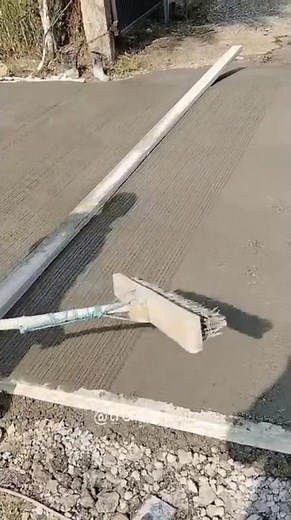 Step-by-Step Process:1) Subgrade PreparationThe ground is properly leveled and compacted to