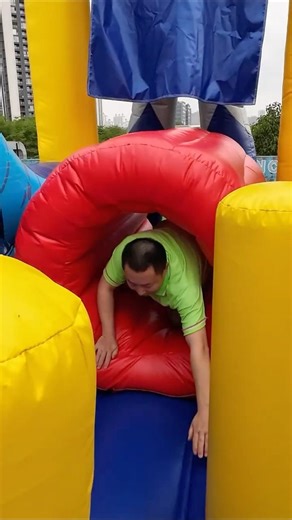 This inflatable slide is so much fun! #awesome #inflatableslide #slide #inflatable