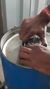 Bitumen extraction test