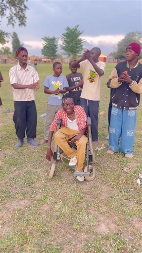 Say hello to our new friend #love #dance