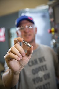 CNC-Bearbeitungsservice | Fräsen, Drehen & Prototypenherstellung