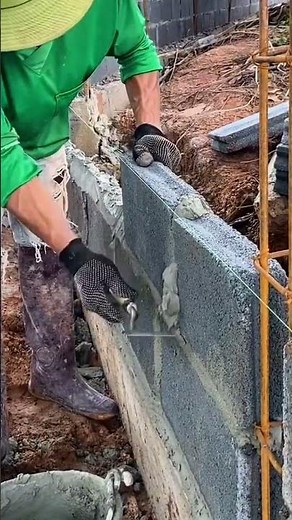 Perfect Concrete Block Installation Technique | Straight & Strong Masonry!