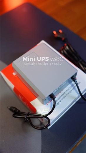 Mini UPS untuk perangkat modem atau cctv. Biar ga ikutan mati waktu listrik juga mati.