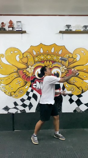 2tins 1bottle 🙌🏻🤔 #flairbartenderschool #sekolahbartender #celebritycruises #bartendersoftiktok #worldflairassociation #fypシ #bartenderlife #baracademy #nextlevelbartending #nextlevelbartending #flairforeverschool #viralbartender #celebritycruises