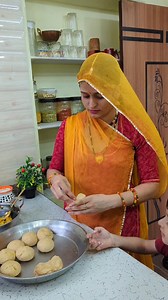 Barish aur garma garam Masala Bati #geetascooking | Geeta's Cooking