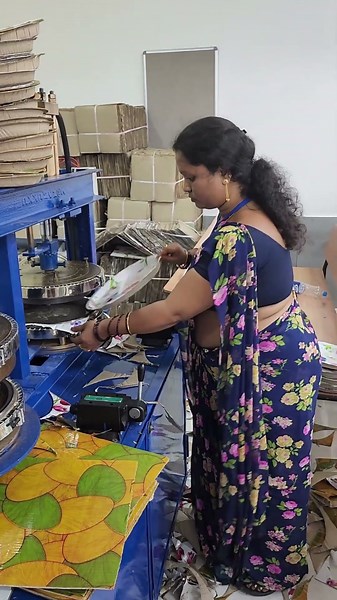Paper Plate Machine Ladies Training | Complete Business Guidance