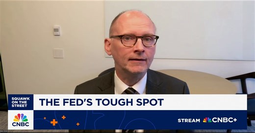 Apollo's Torsten Slok gives his read on the Fed's tough spot ahead of the September meeting