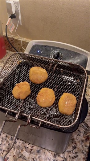 Deep fried hot water cornbread! #fypシ #viral #shorts #cooking #food #cornbread #soulfood #southern