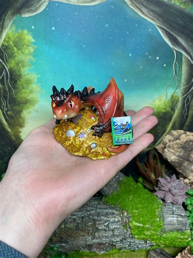Smaug the mighty, fierce and bold,Slept on piles of gleaming gold.With eyes like fire and wings unfurled,He ruled the dark beneath the world..Available for limited preorder this weekend on May 24th at 8amAEST for early access patreon members and at 9amAEST for the public at www.prismaticbrush.com...#smaug #smaugthedragon #dragon #dragonart #dragons #dragonsofinstagram #thehobbit #thehobbitfanart #thehobbitart #lordoftherings #lotr #smaugfanart #smaugart #bookdragon #bookdragons #dragontreasure |